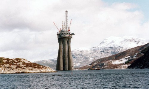 Troll West Floating Oil-Production Platform (Norway – Leca – 1999)